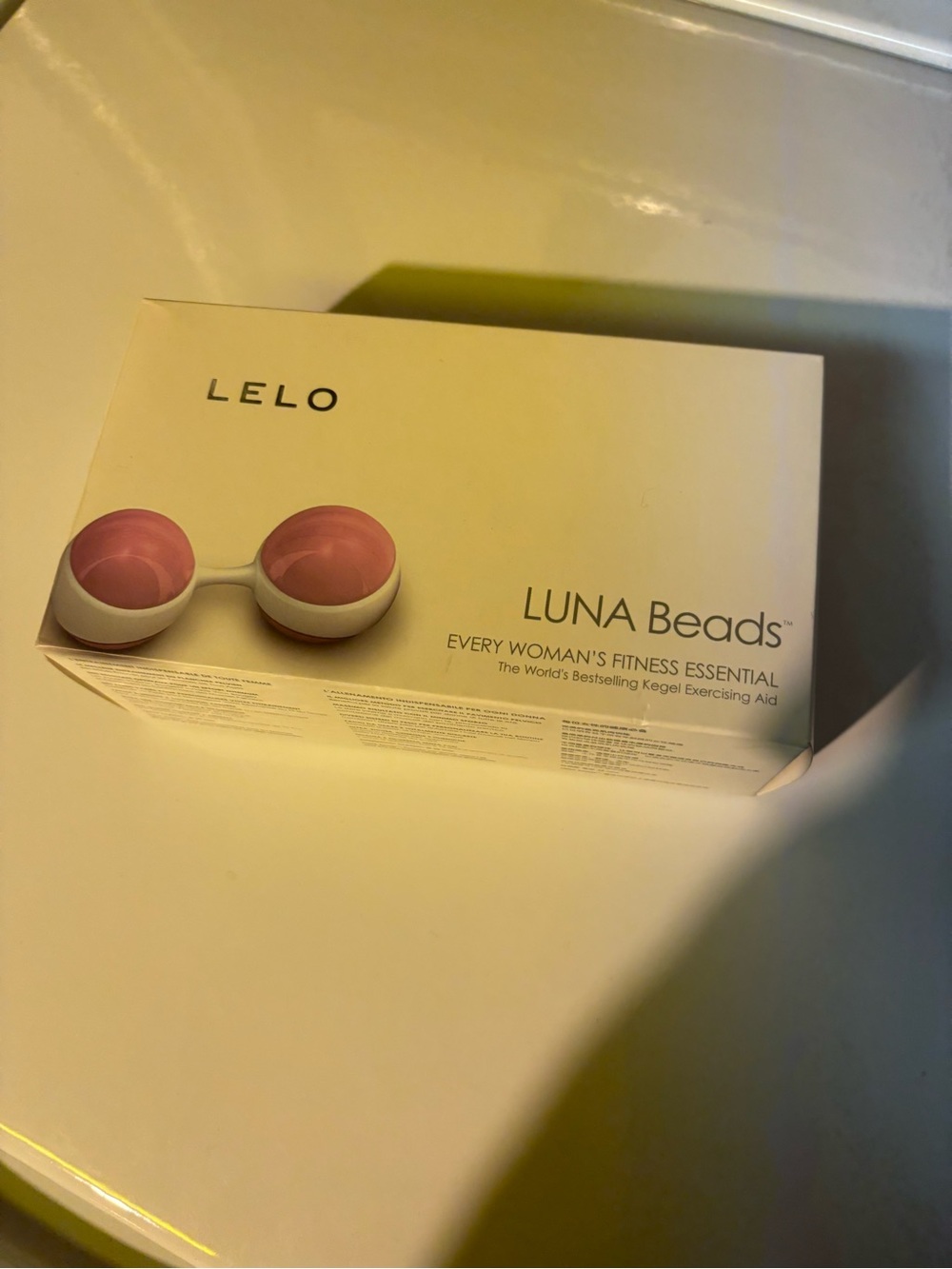 NIB Luna Beads Kegel Exerciser - Pink and White